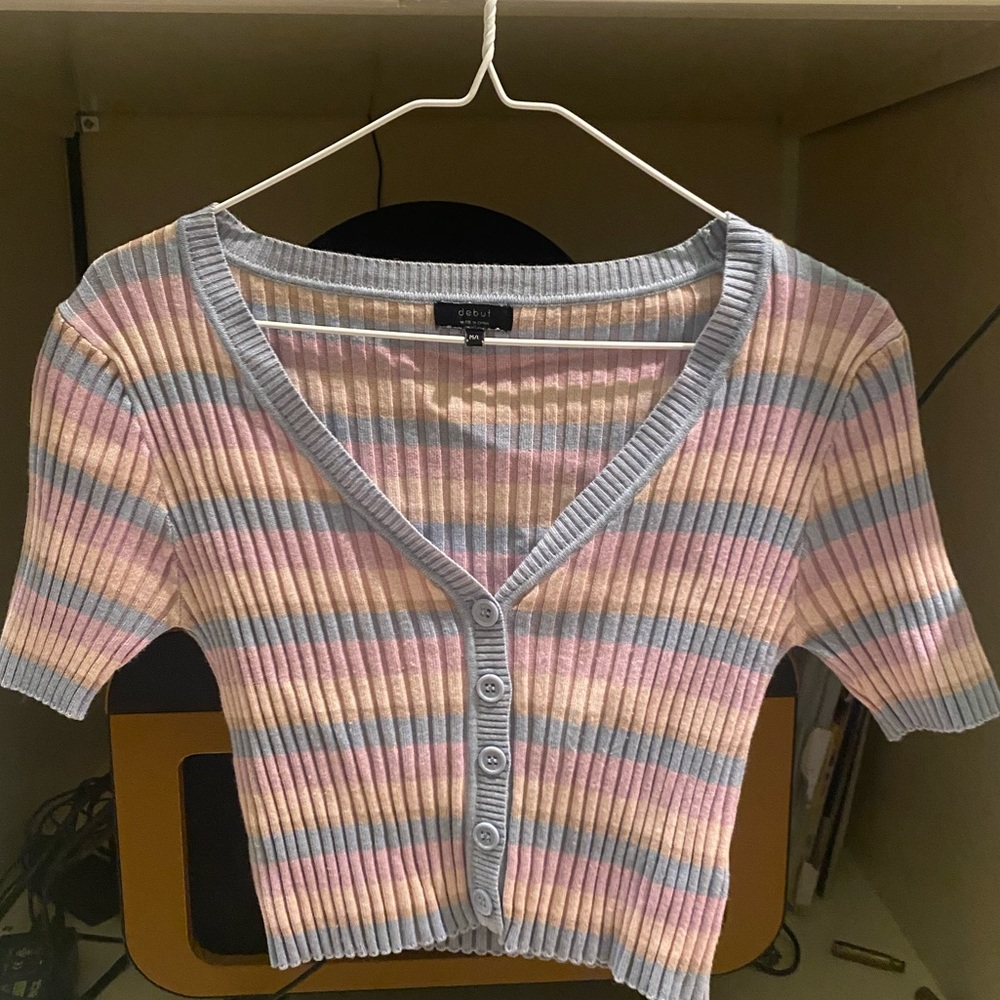 Pastel colored crop top